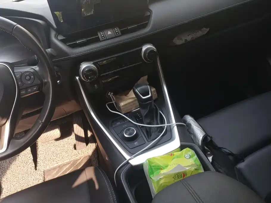 Toyota Wildlander — миниатюра 16