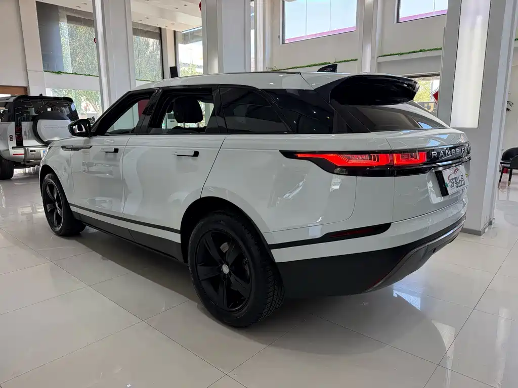 Land Rover Velar — миниатюра 13
