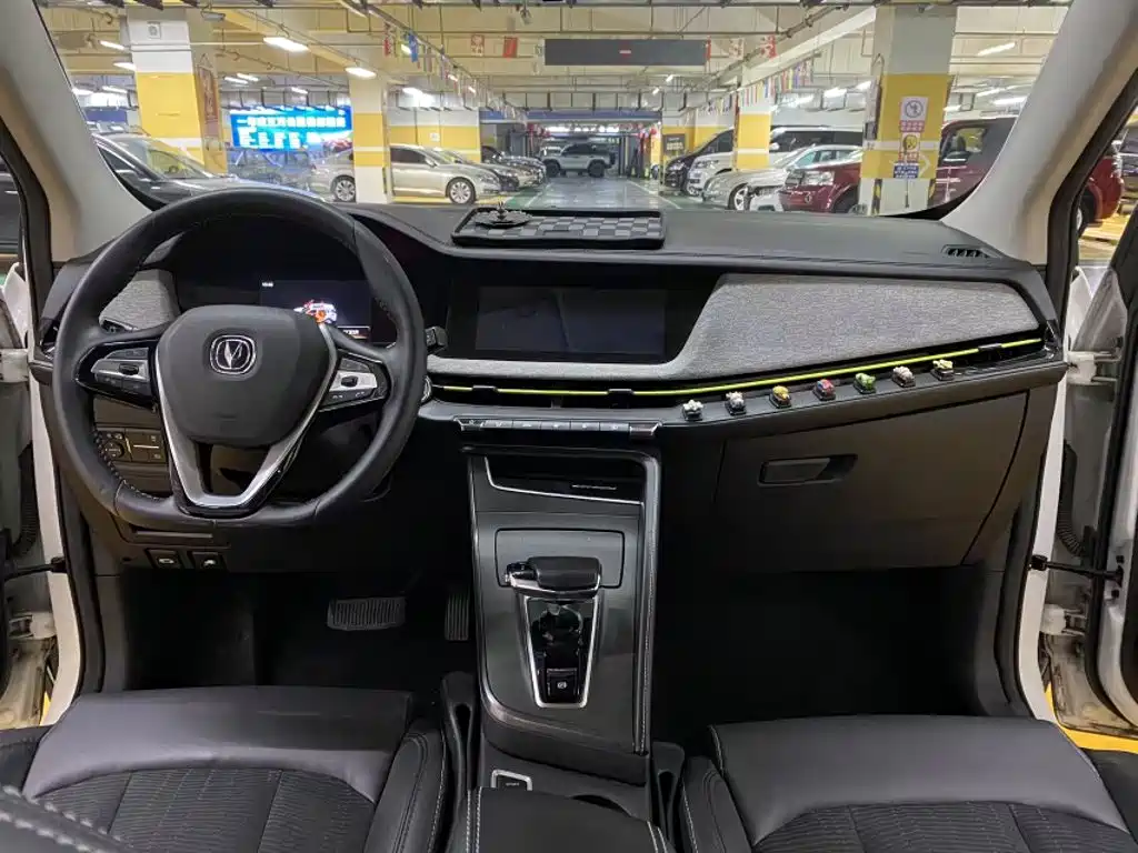 Changan New Energy E-Pro — миниатюра 17