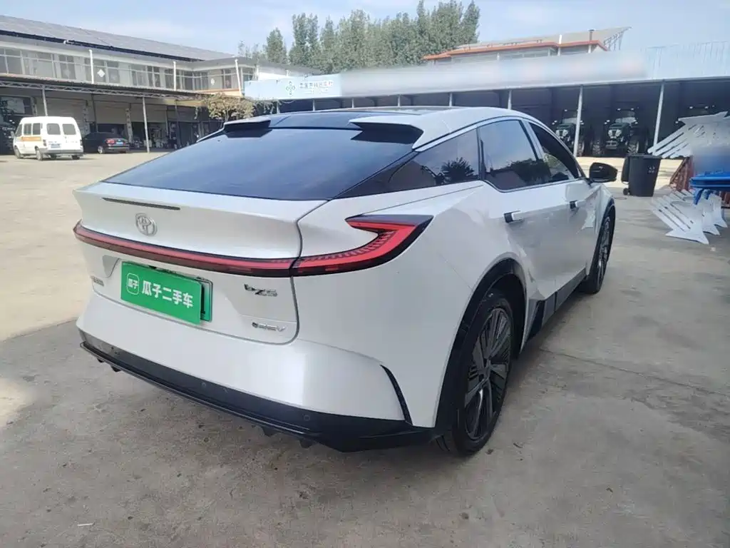Toyota bZ5 — миниатюра 7