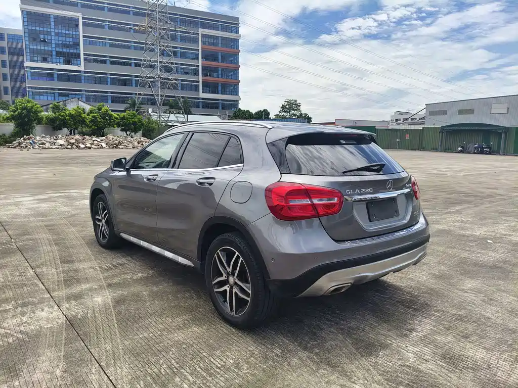 Mercedes-Benz GLA — миниатюра 4