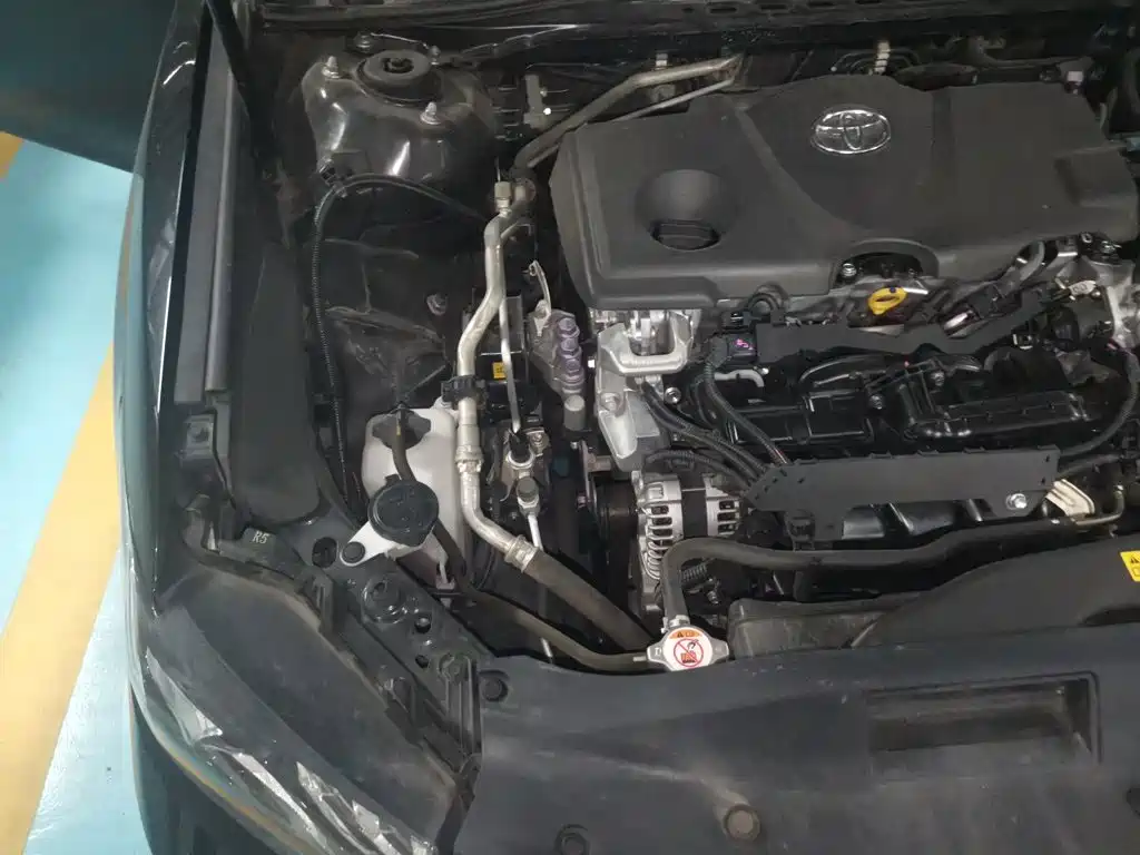 Toyota Camry — миниатюра 20