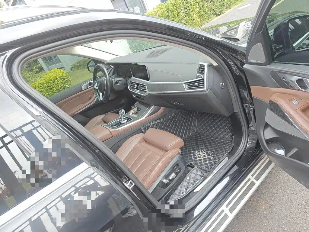BMW X7 — миниатюра 19