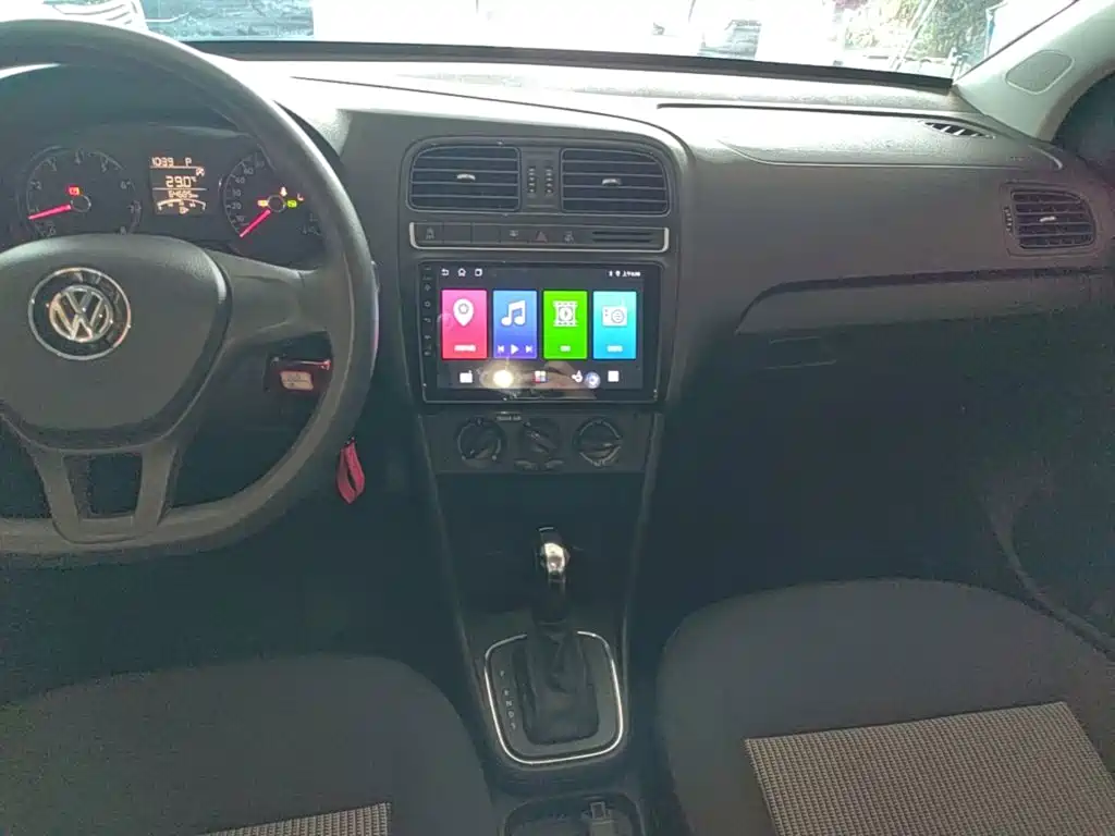 Volkswagen Polo — миниатюра 13