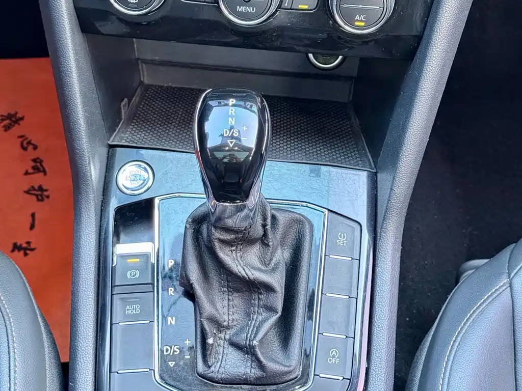 Volkswagen Tharu — миниатюра 15