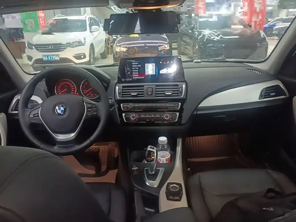BMW 1 Series (Import) — миниатюра 10