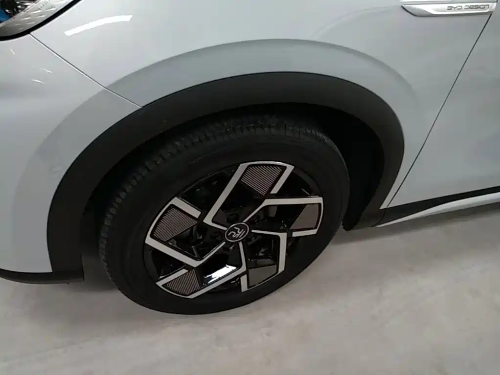 BYD Yuan Plus — миниатюра 23