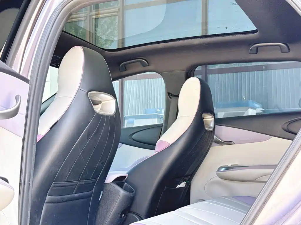 BYD Dolphin — миниатюра 8