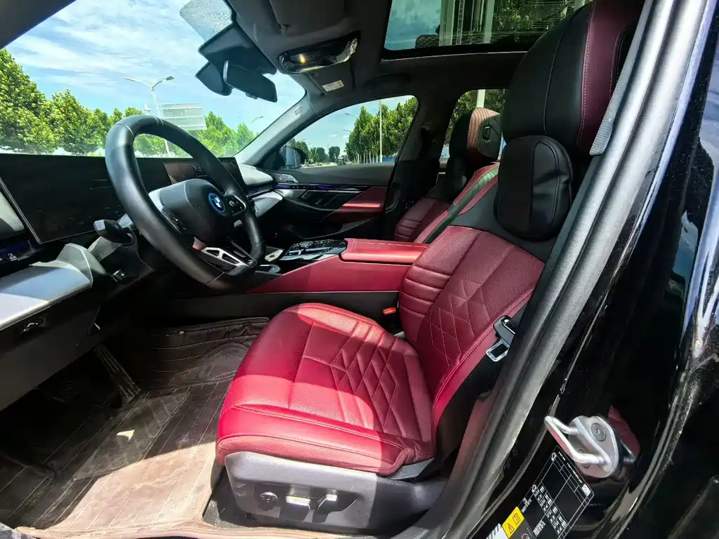BMW i5 — миниатюра 7