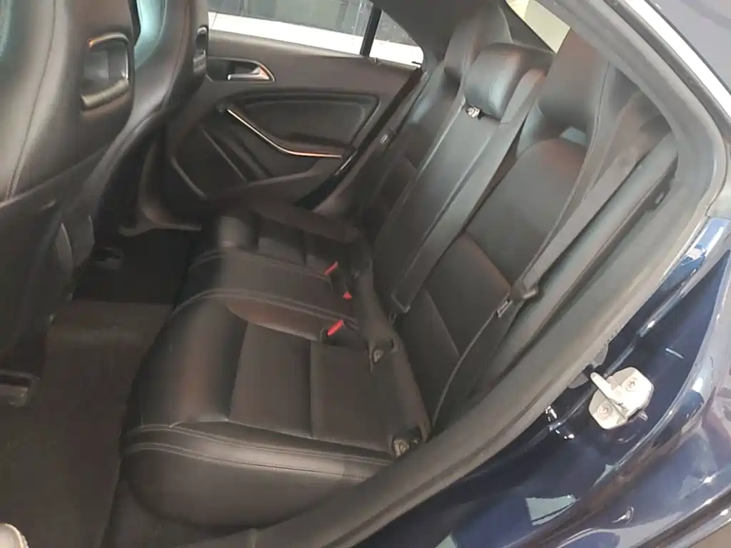Mercedes-Benz CLA (Import) — миниатюра 17