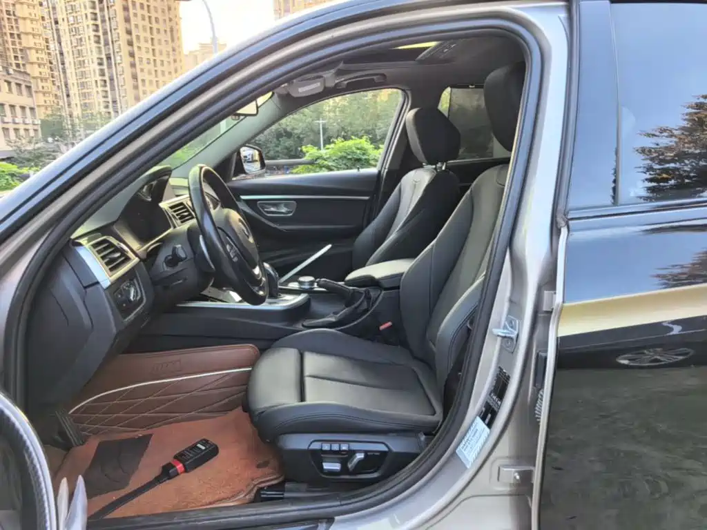 BMW 3 Series — миниатюра 15