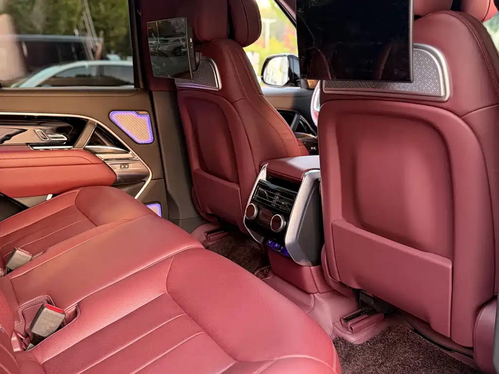 Land Rover Range Rover — миниатюра 22