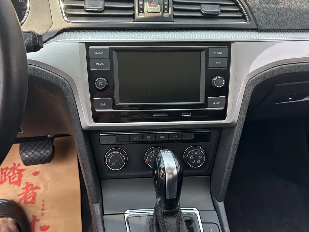 Volkswagen Lamando — миниатюра 6