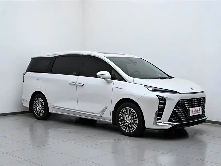 BUICK GL8 NEW ENERGY