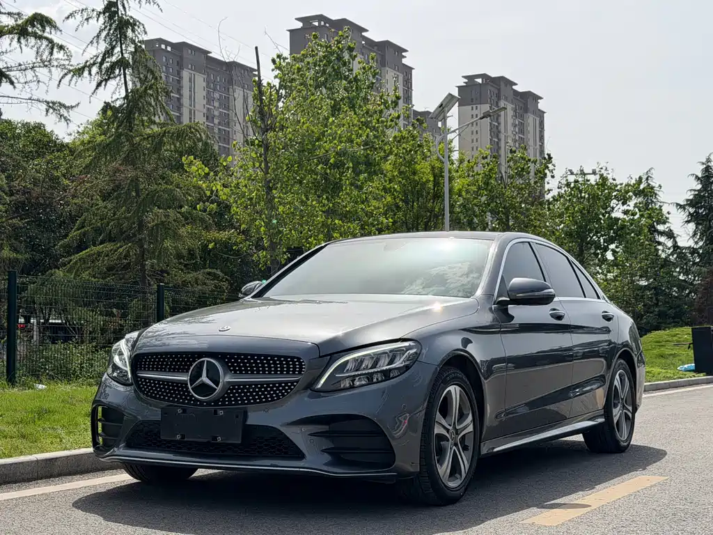Mercedes-Benz C-Class 2019