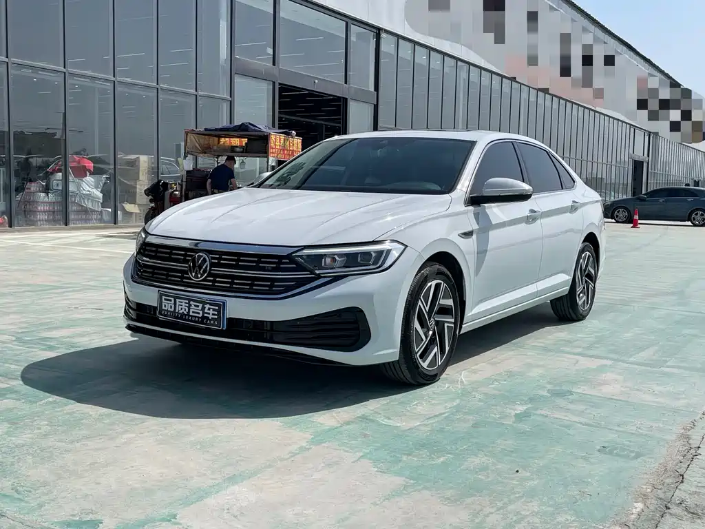 Volkswagen Sagitar 2025