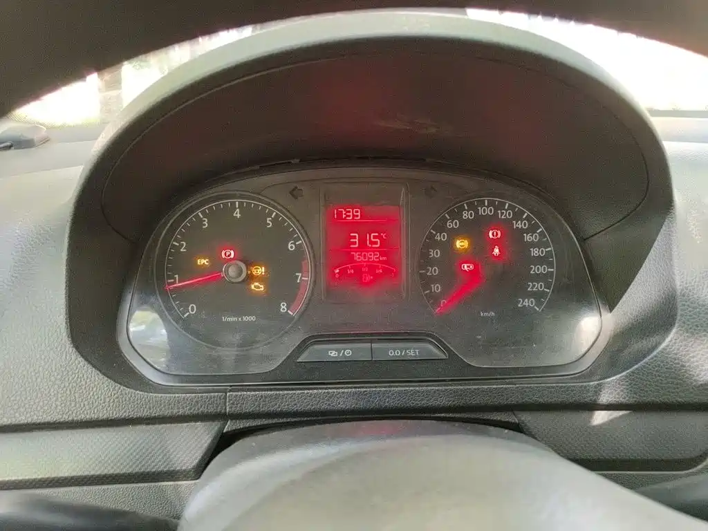 Volkswagen Jetta — миниатюра 7