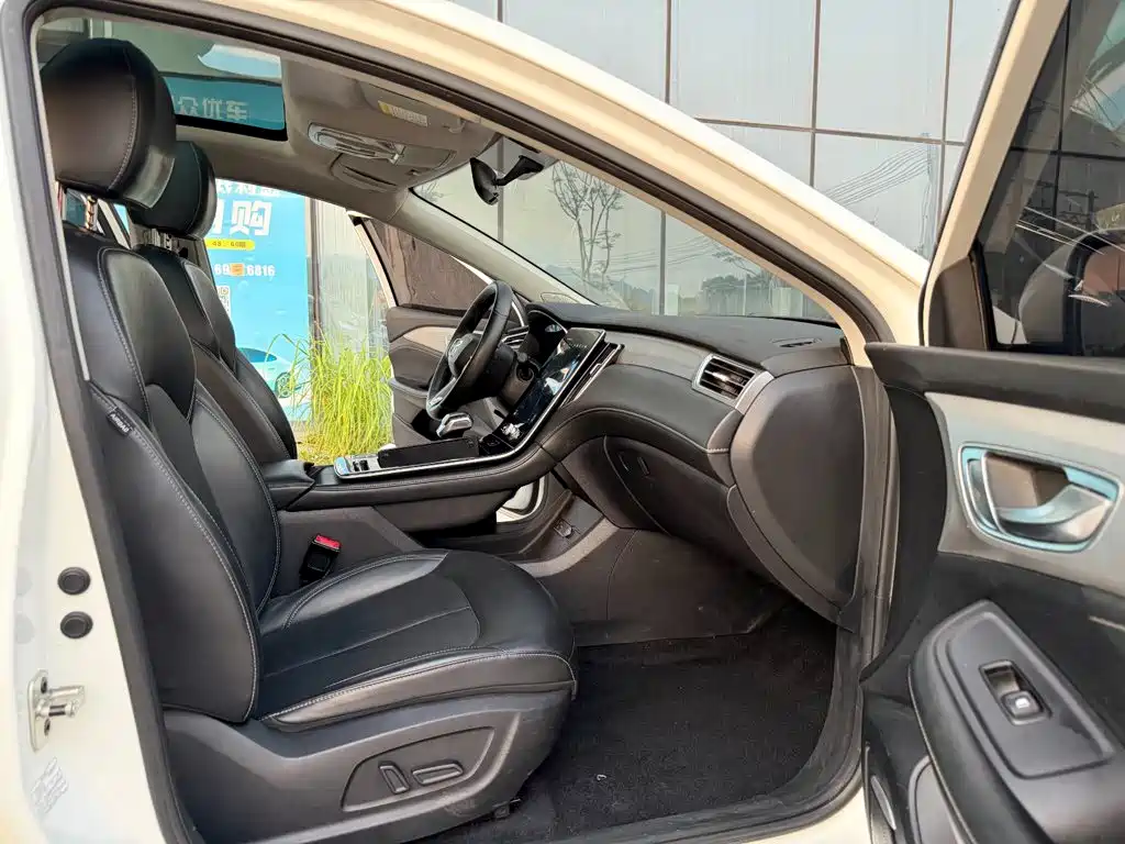 Roewe Feifan ER6 — миниатюра 12