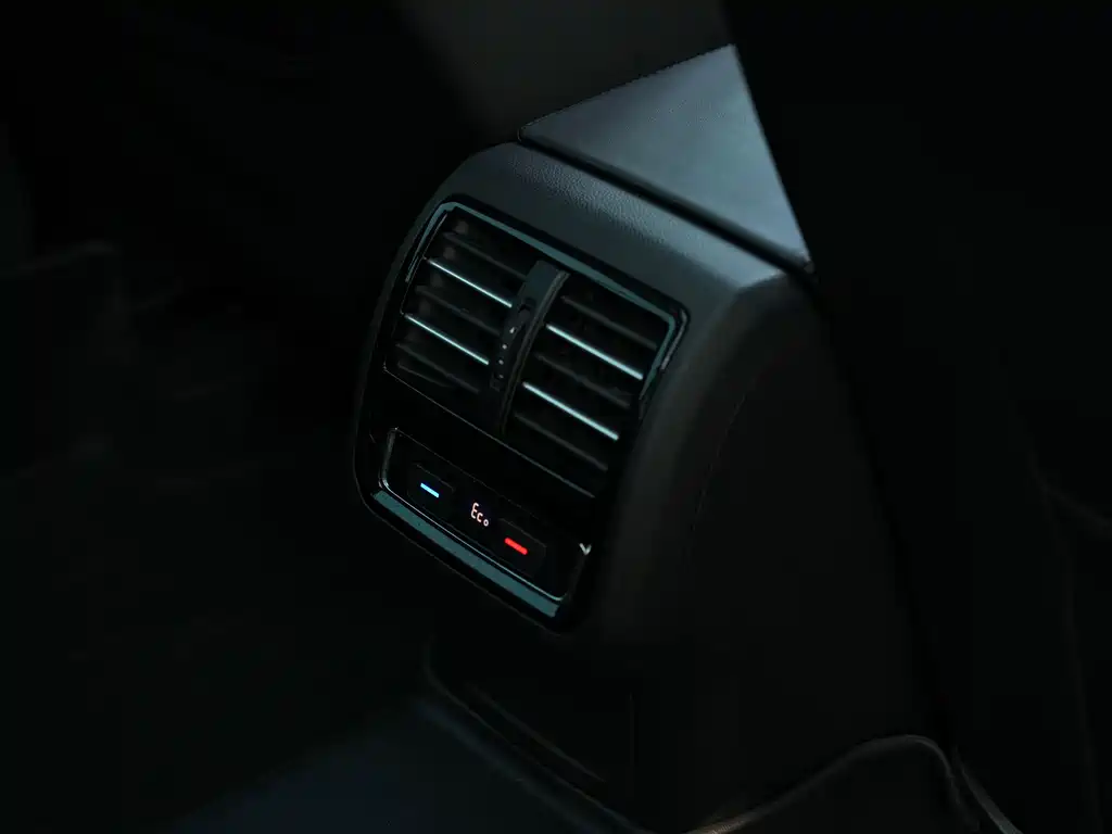 Volkswagen Viloran New Energy — миниатюра 33