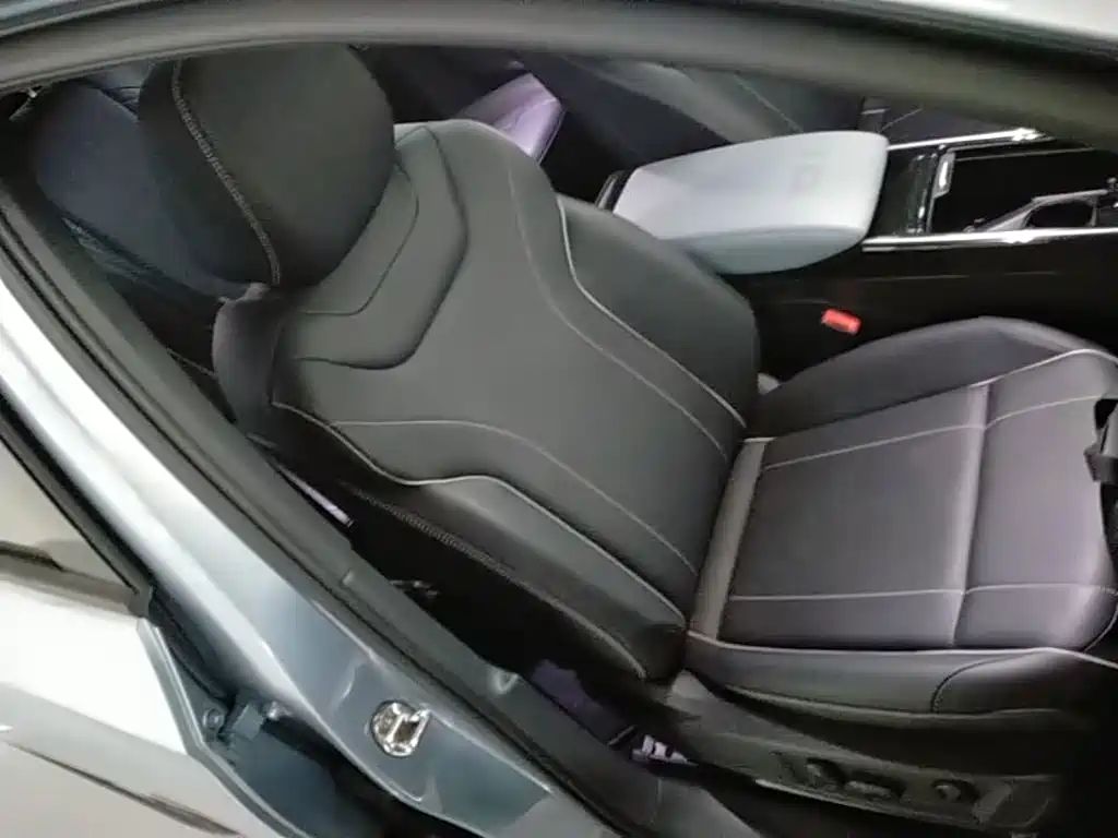 Volkswagen ID.4 X — миниатюра 25