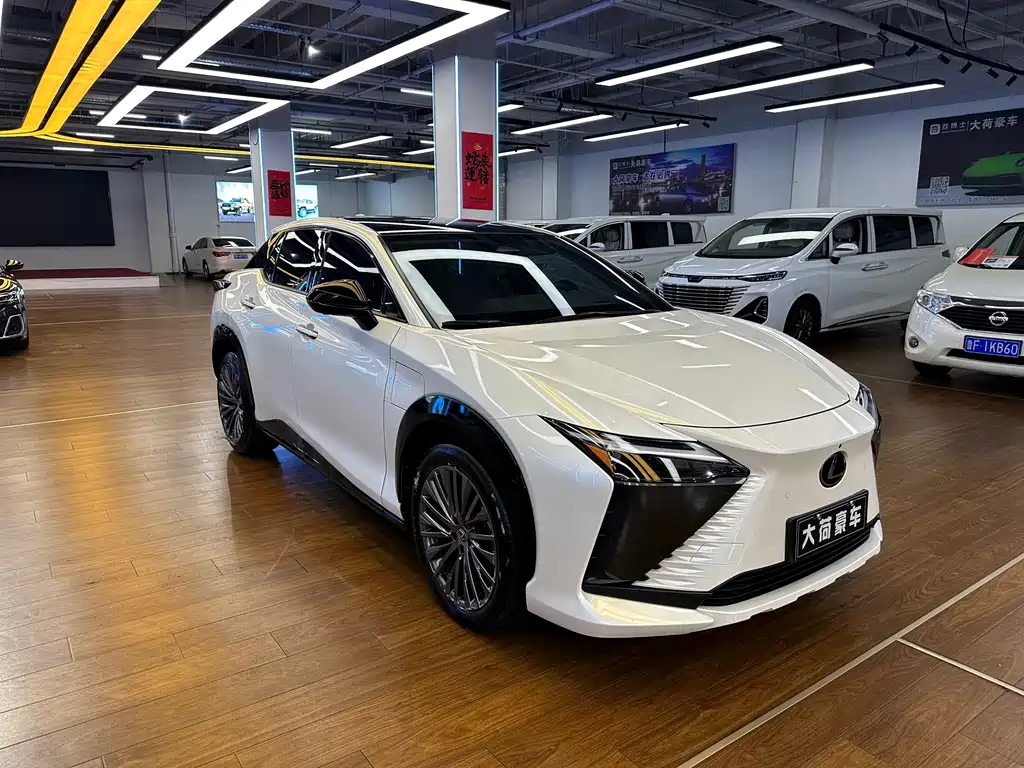 LEXUS RZ