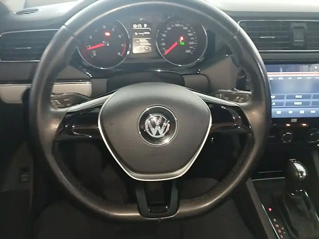 Volkswagen Sagitar — миниатюра 11