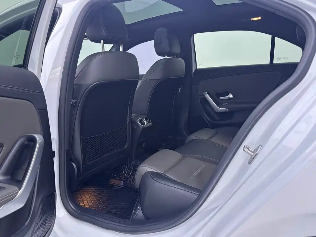 Mercedes-Benz A-Class AMG — миниатюра 12