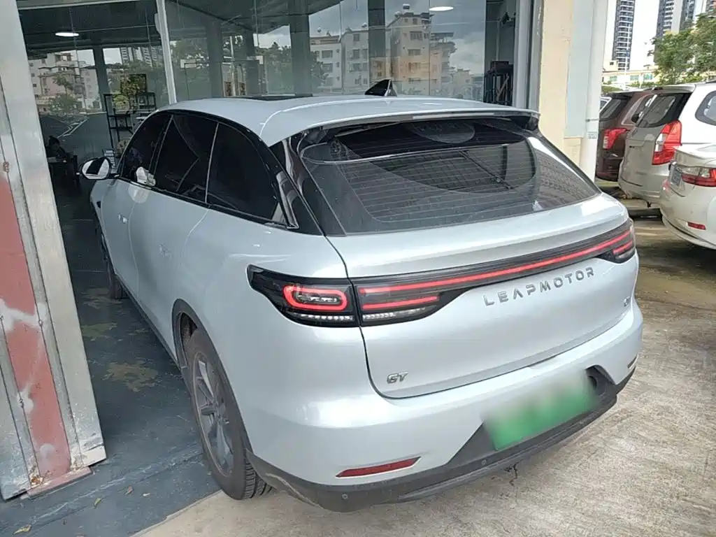 Leapmotor Leapmotor C11 — миниатюра 5