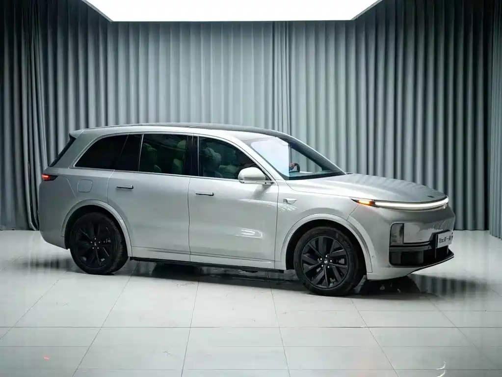 Li Auto Li L8 — миниатюра 3