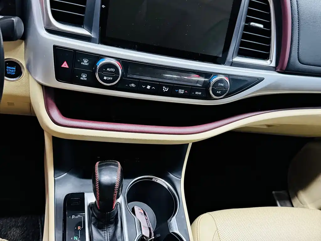 Toyota Highlander — миниатюра 13