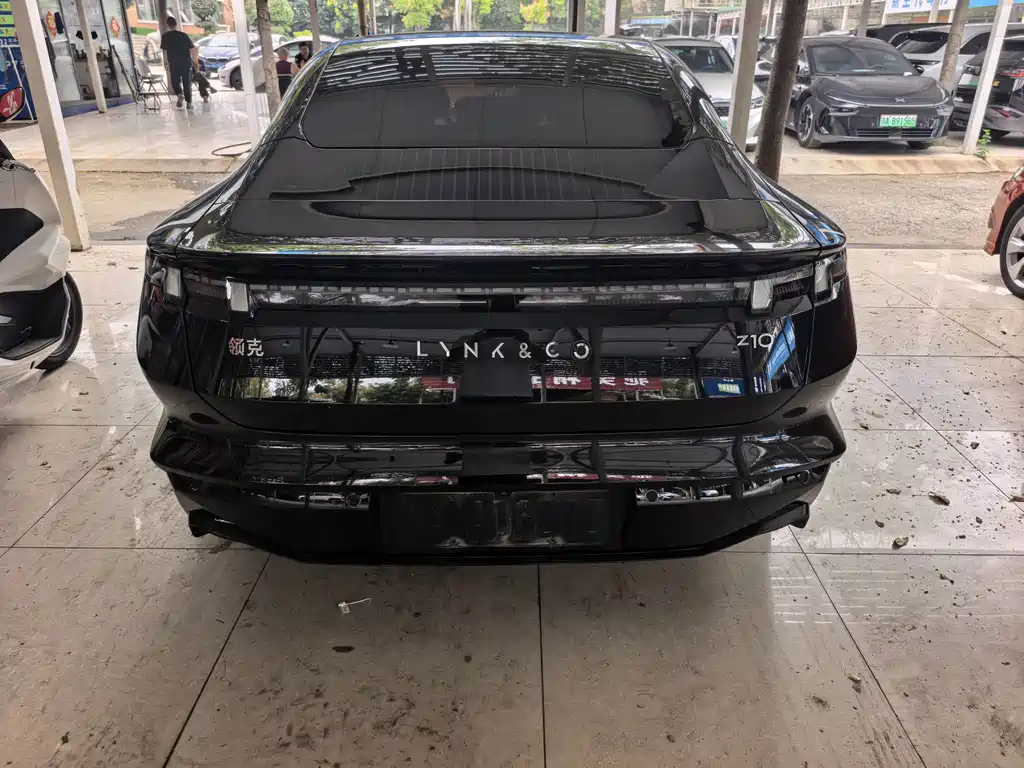 Lynk & Co Z10 — миниатюра 16