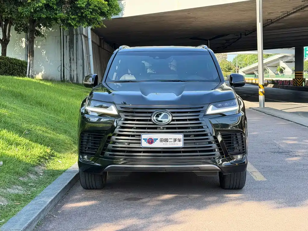 Lexus LX — миниатюра 2