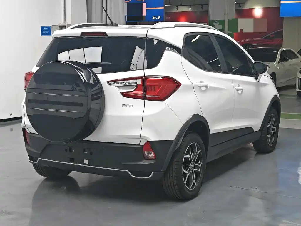 BYD Yuan Pro - фото 13