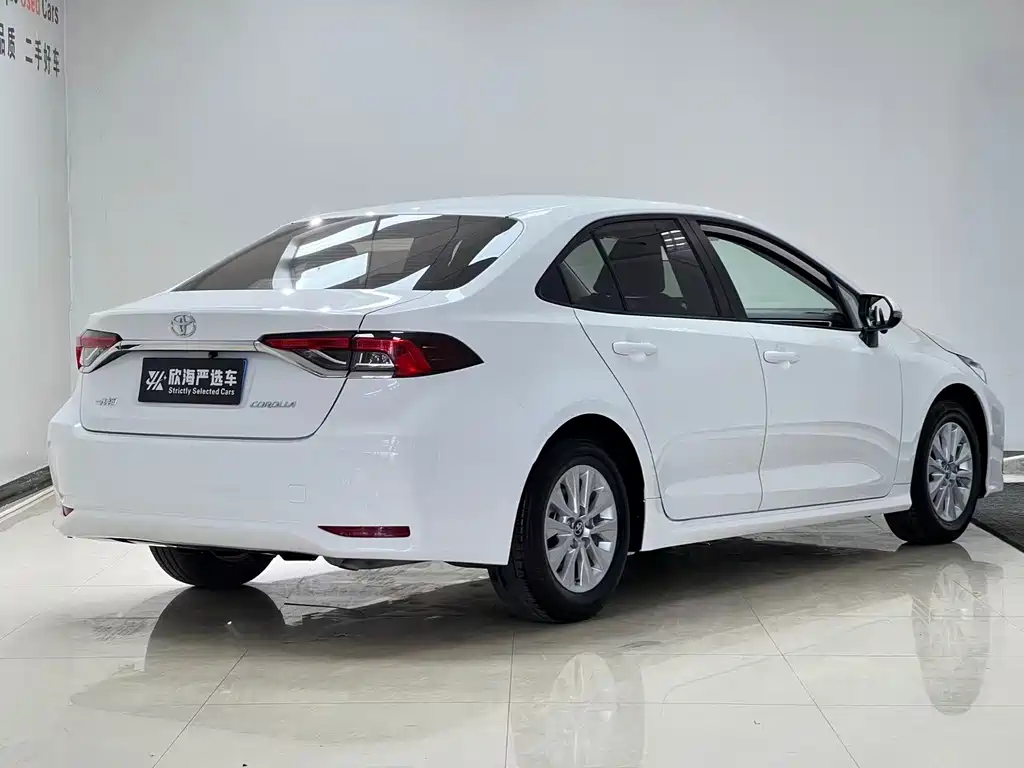 Toyota Corolla — миниатюра 6