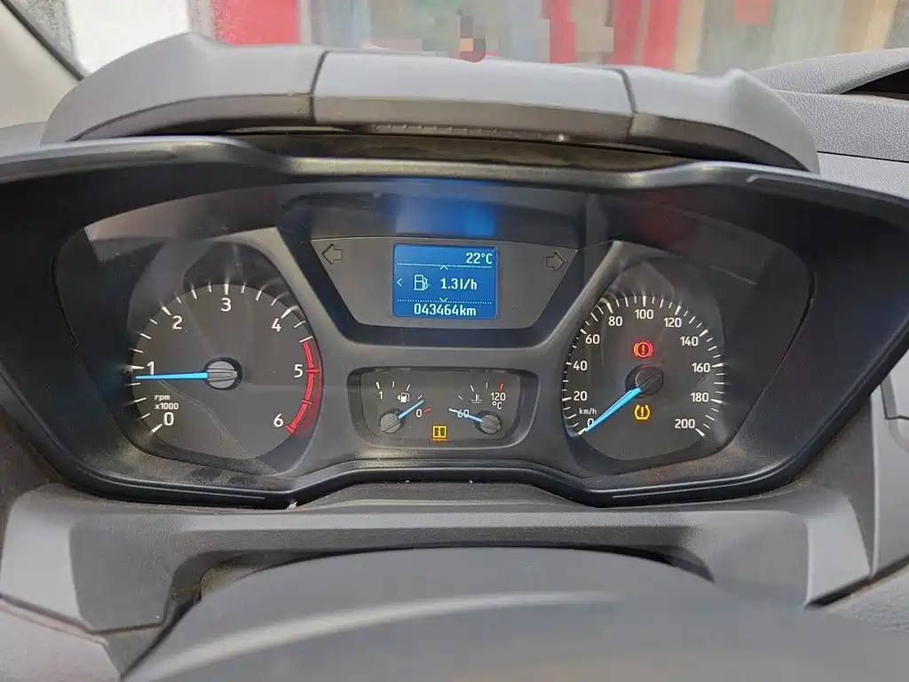 Ford Transit — миниатюра 14