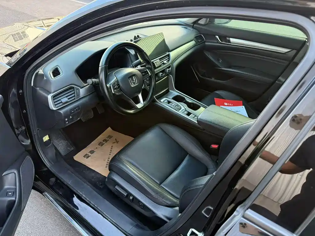 Honda Accord — миниатюра 3