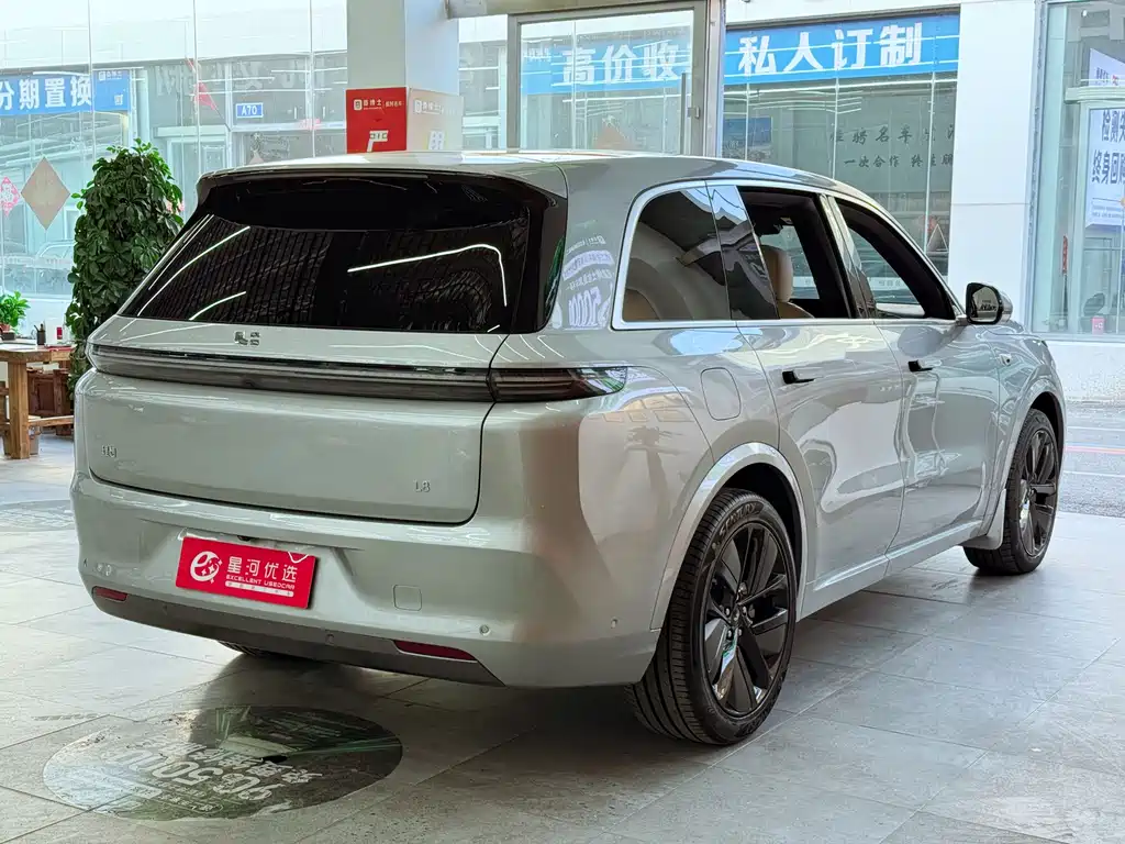 Li Auto L8 2023 Pro