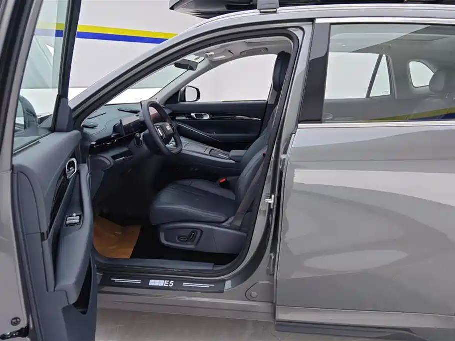 GEELY GALAXY GALAXY E5