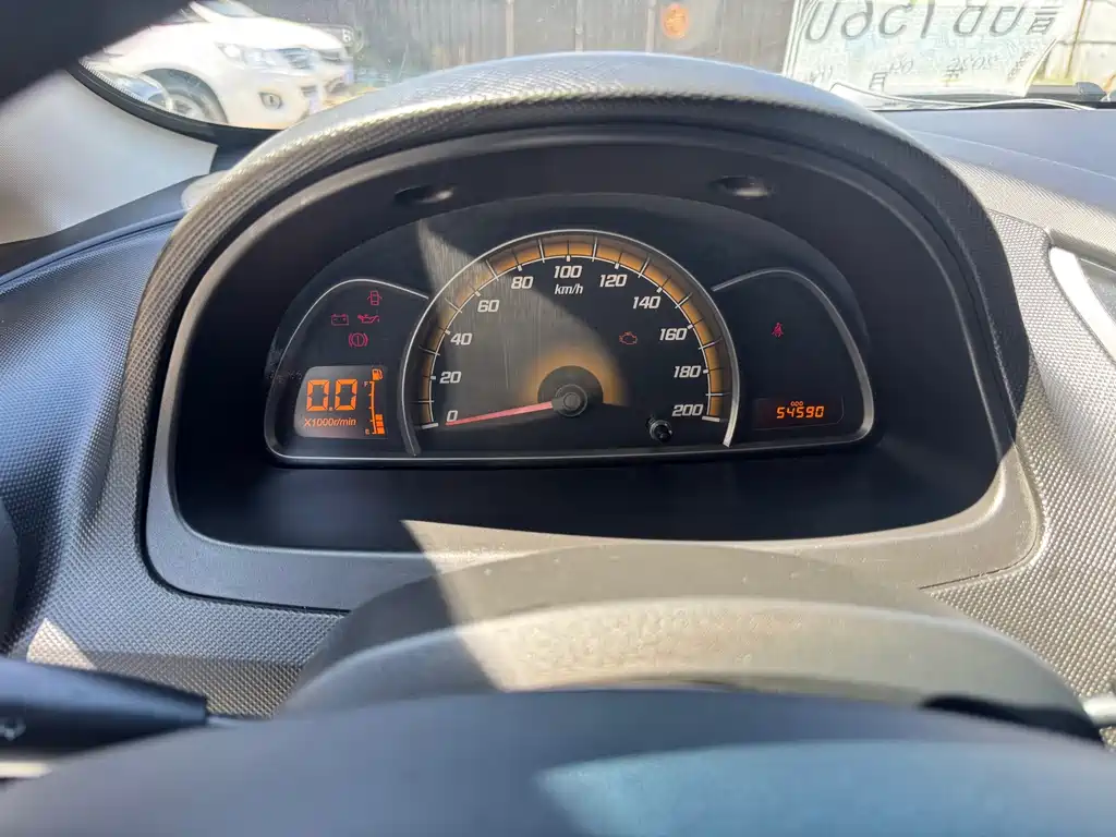 Chevrolet Sail — миниатюра 9