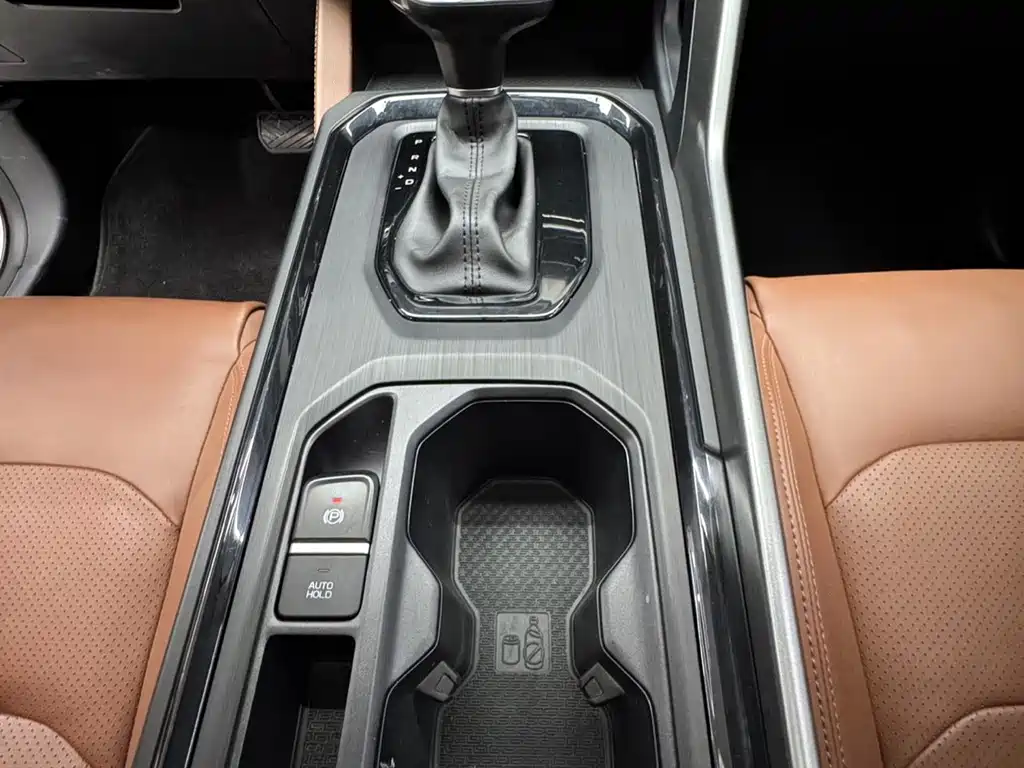 Geely Vision X6 — миниатюра 16