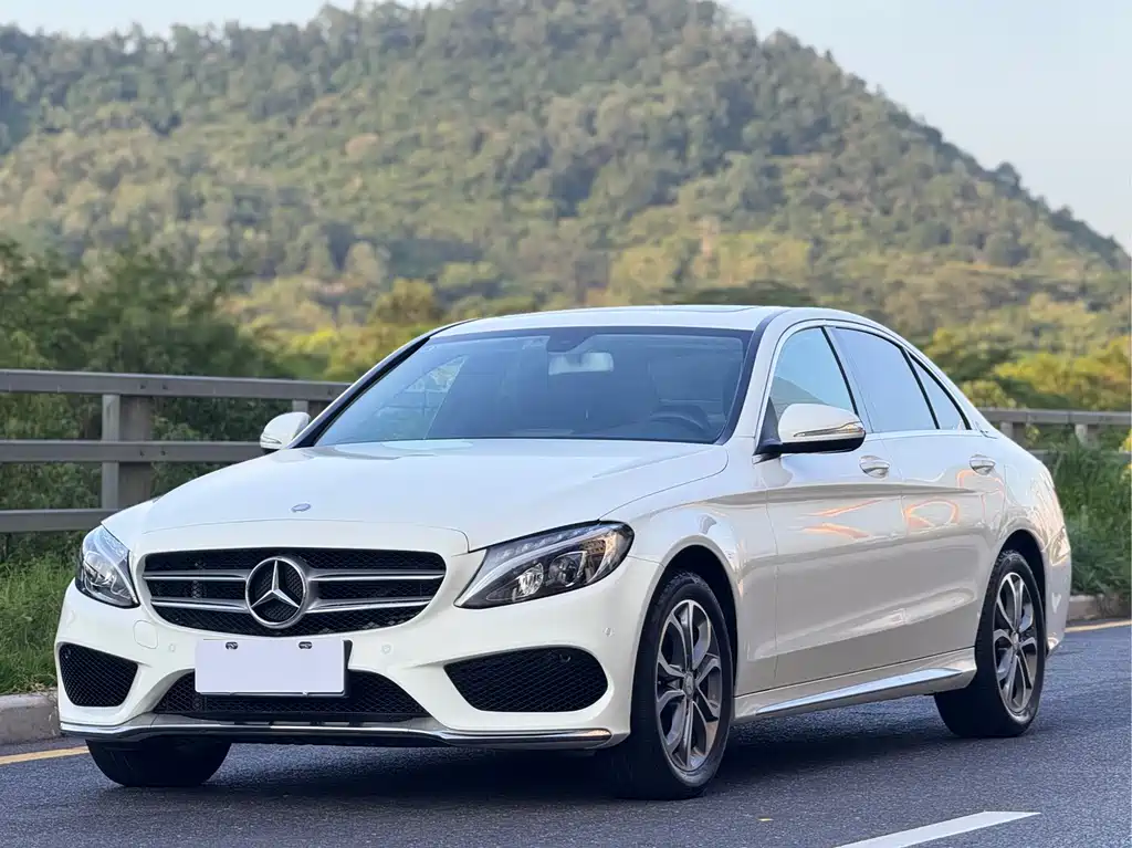 Mercedes-Benz C-Class 2017