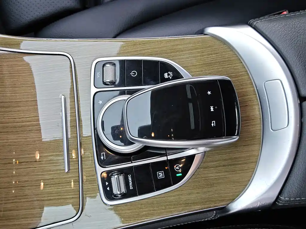 Mercedes-Benz GLC Coupe — миниатюра 25