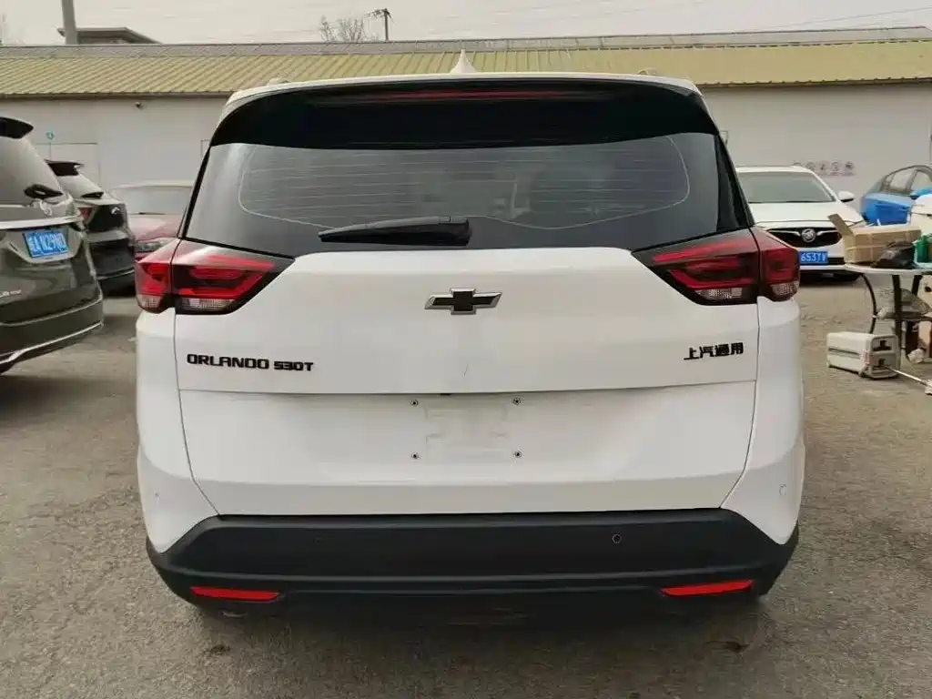 Chevrolet Volando — миниатюра 6