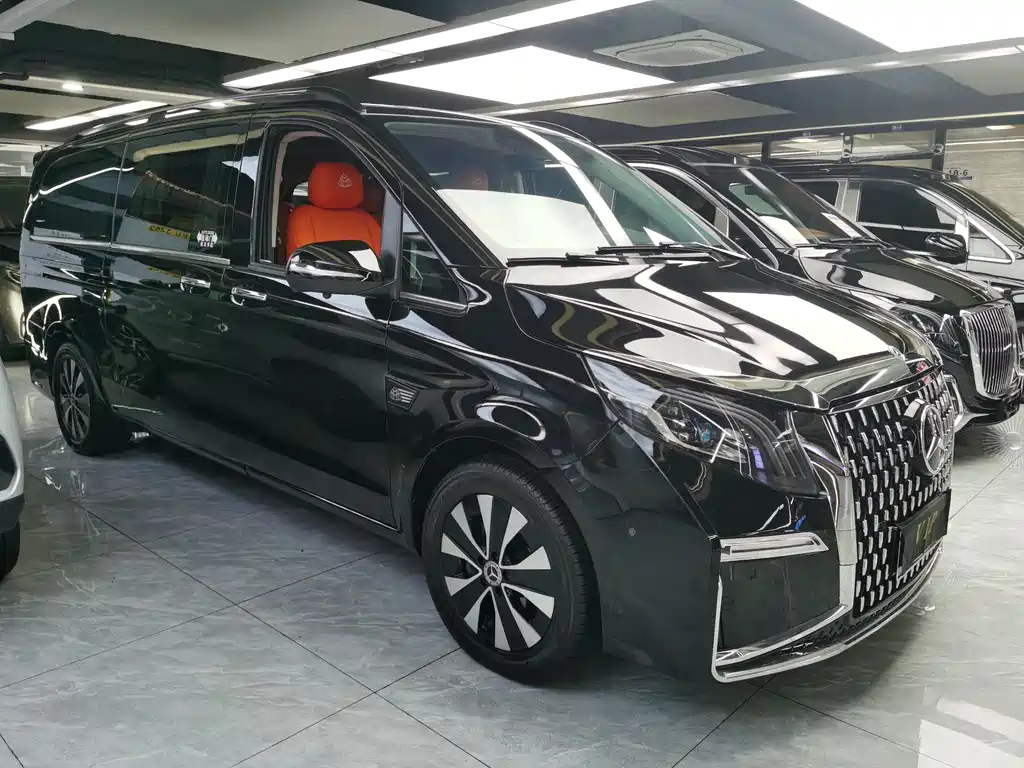 Mercedes-Benz Vito 2021 2.0T 7 мест