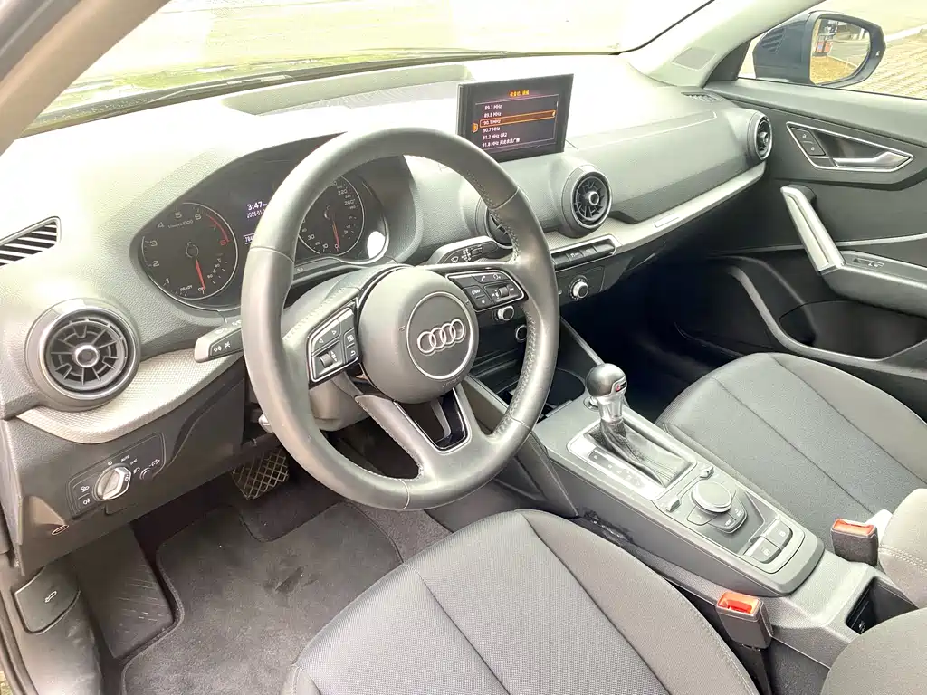 Audi Q2L — фотографии объявления, Фото 10