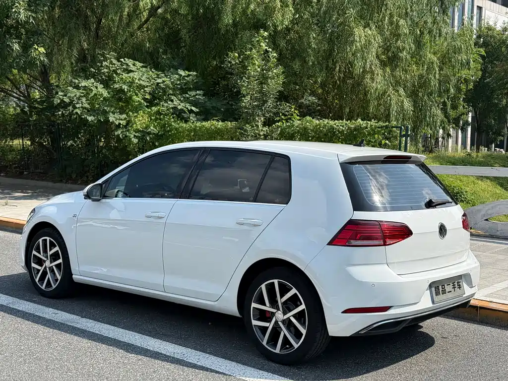 Volkswagen Golf — миниатюра 3