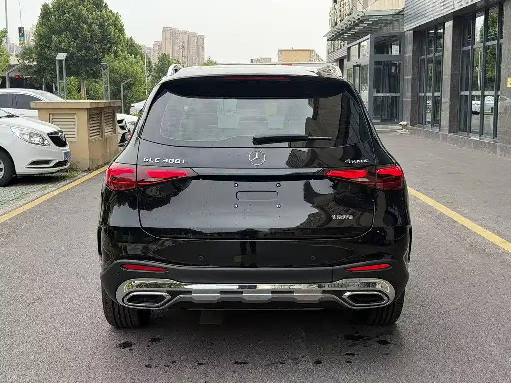 Mercedes-Benz GLC 2024 GLC 300 L 4MATIC 5 мест