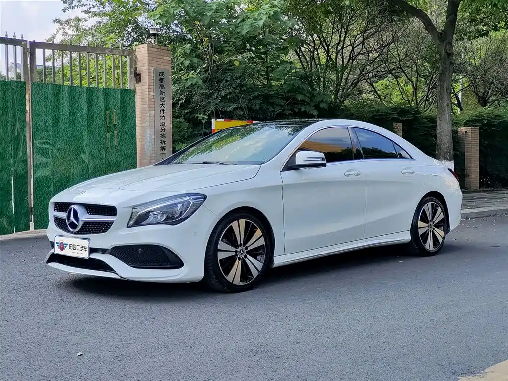 Mercedes-Benz CLA