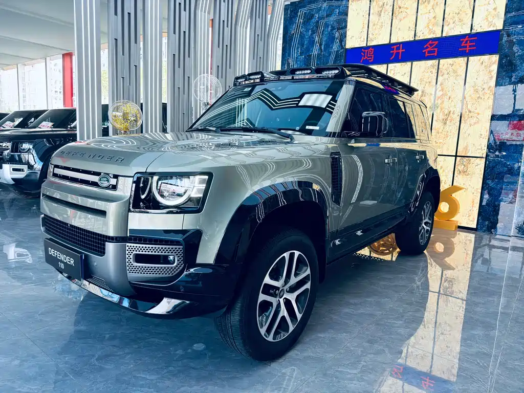 Land Rover Defender 2023