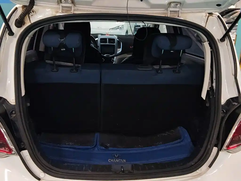 Changan Benben E-Star — миниатюра 21